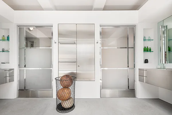 Rented by Douglas Elliman | media 13