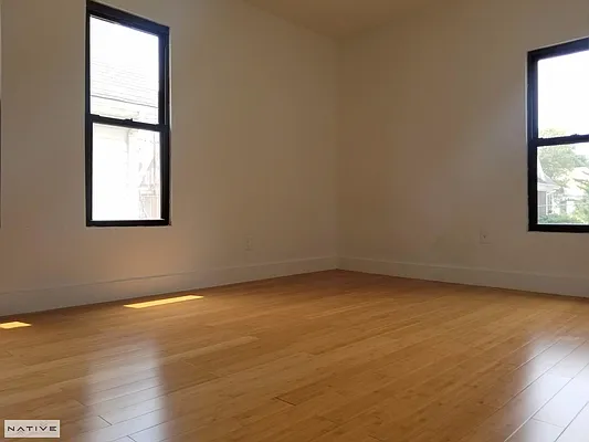 Rented by Native Real Estate LLC | media 15