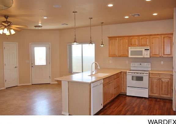 5th image of 1773 E Lipan Blvd