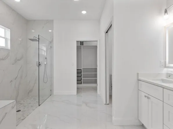 8056 102nd Court, Vero Beach, FL 32967