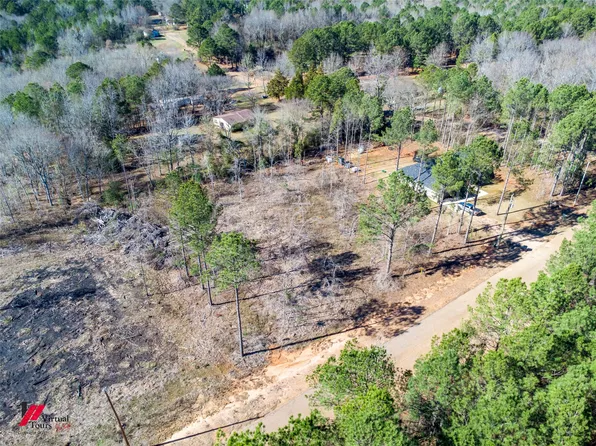 5 Lake Rd, Plain Dealing, LA 71064