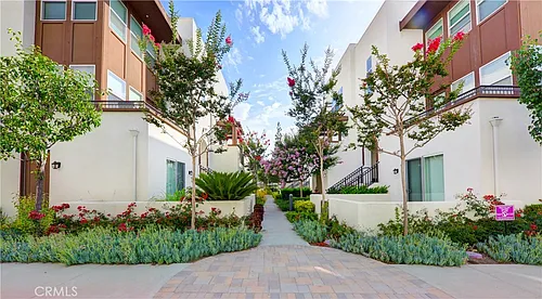9210 Joshua Way Photo 1