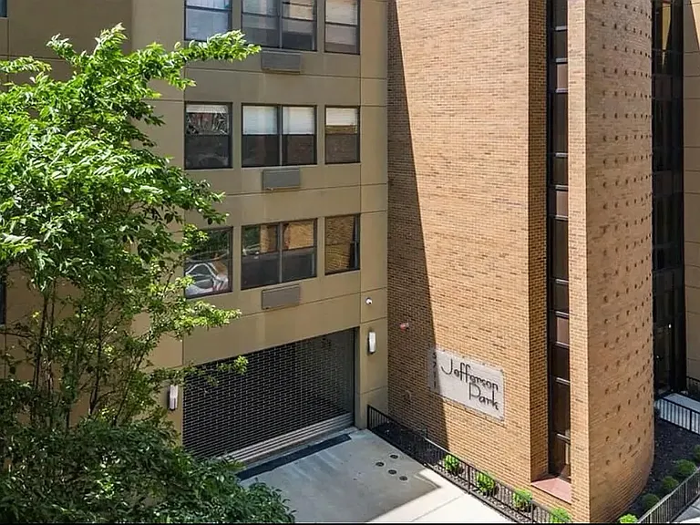 5711 Jefferson St #209 — Photo 10