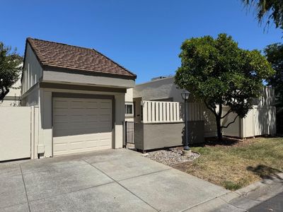 6066 Montgomery Bnd, San Jose, CA, 95135