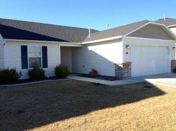 1st image of 34 E Rose Lake Dr