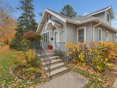 1074 Hyacinth Ave E, Saint Paul, MN, 55106