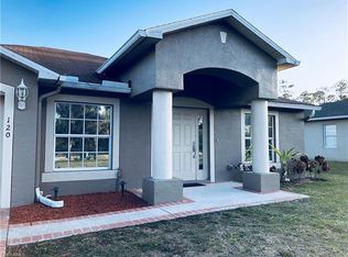 120 16th Ave NE, Naples, FL 34120