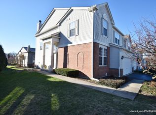 2901 Peachtree Cir, Aurora, IL 60502