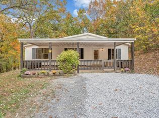 4422 Johnson Mountain Rd, Huddleston, VA 24104