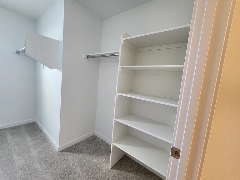 9017 Redfield Ln — Photo 12