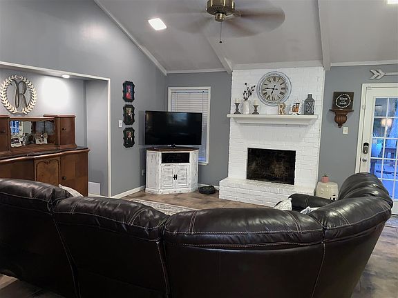 5th image of 1716 Julieanna Dr