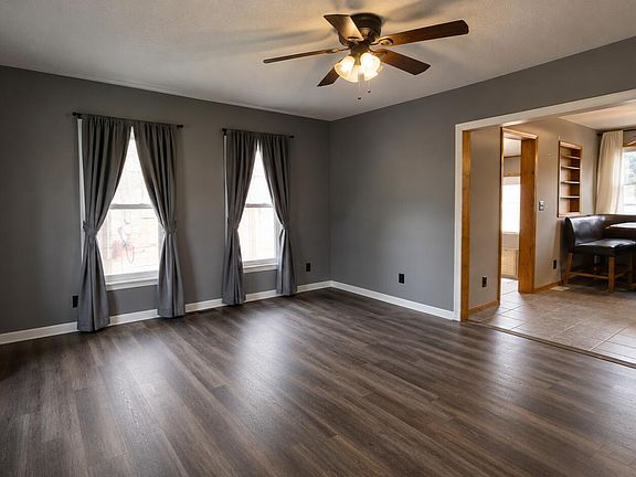 4th image of 401 5th St