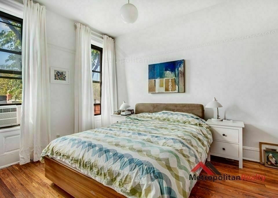 1st image of 225 Lincoln Pl #7G
