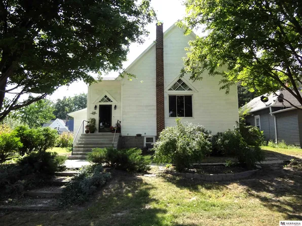 240 2nd St, Morse Bluff, NE 68648