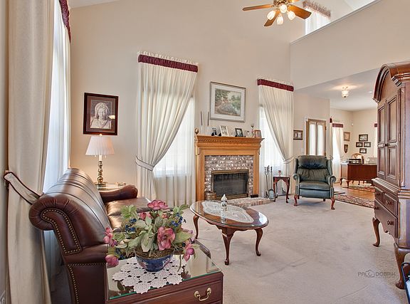 5th image of 1192 Mount Vernon Dr