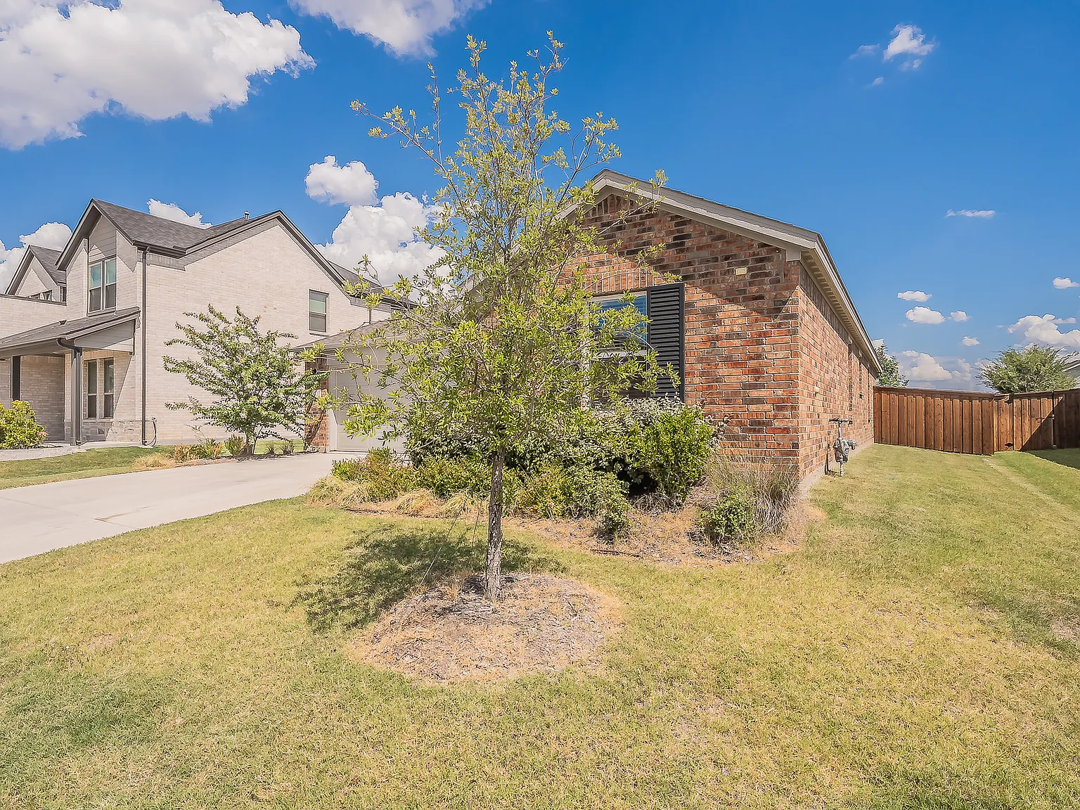 4 bed, 1742 sqft, $2,250 — Photo 3