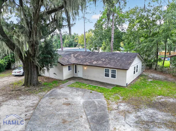 131 Cherokee Cir, Hinesville, GA 31313