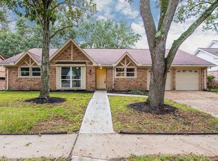 5811 Cheena Dr, Houston, TX 77096