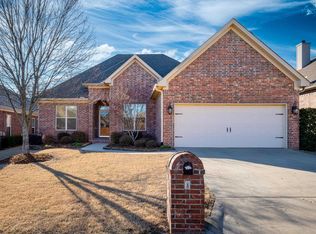 8 Valley Ranch Cv, Little Rock, AR 72223