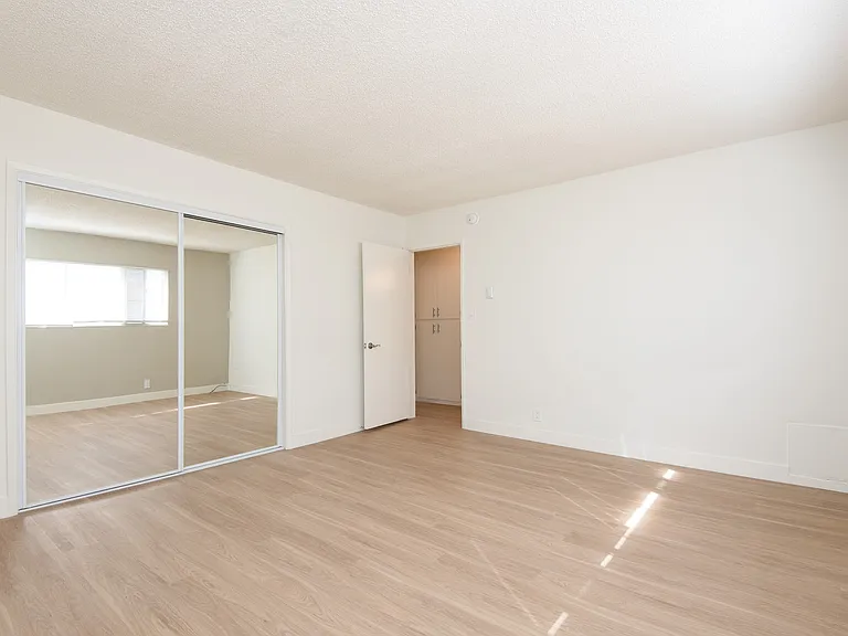 1829 Corinth Ave #5 — Photo 8