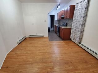 140 W 3rd St #1, Bayonne, NJ 07002