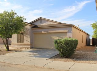 1947 E Renegade Trl, San Tan Valley, AZ 85143