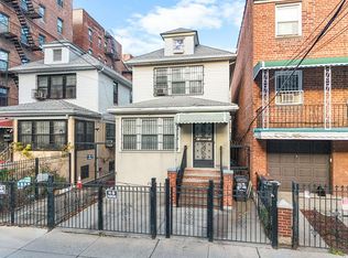 4171 Gleane St, Flushing, NY 11373