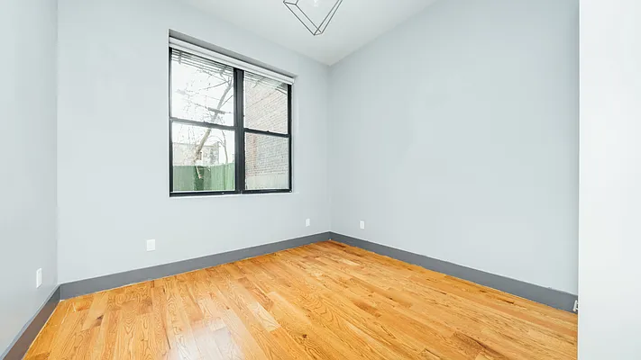 Rented by Nooklyn NYC LLC | media 19