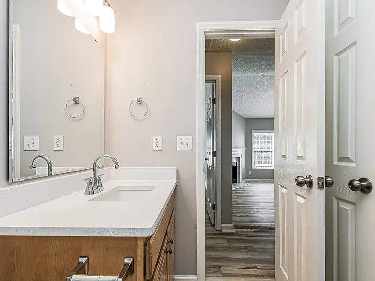 1012 S Willhaven Dr — Photo 13