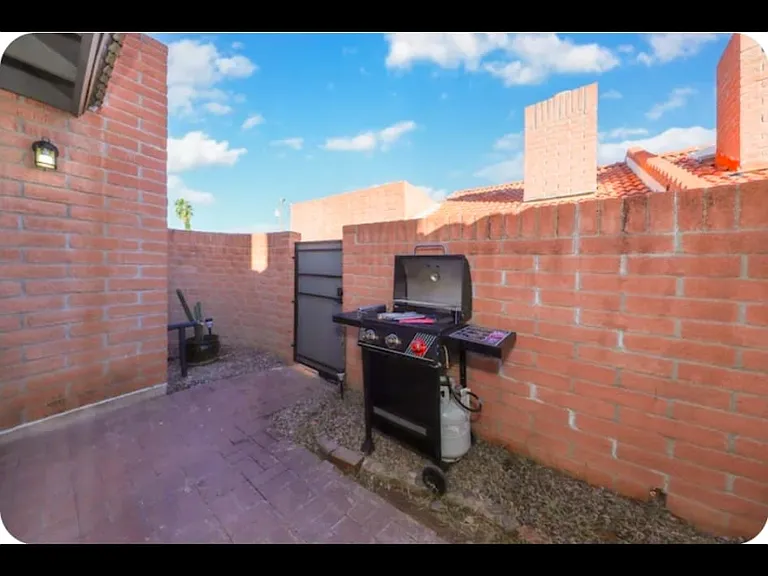 6207 E Fairmount St — Photo 11