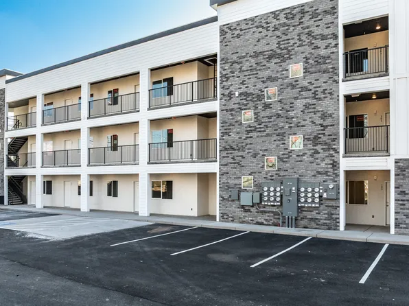 36 W 1600 N, Clearfield, UT