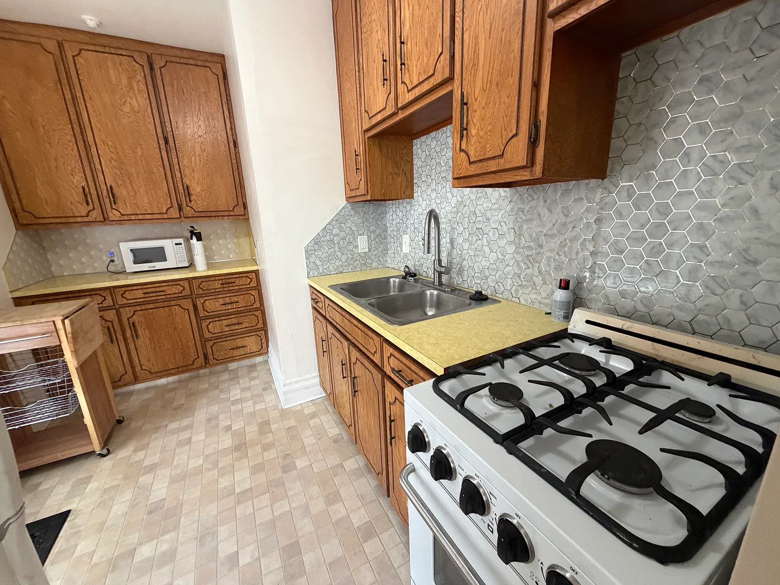 1 bed, 700 sqft, $850 — Photo 4