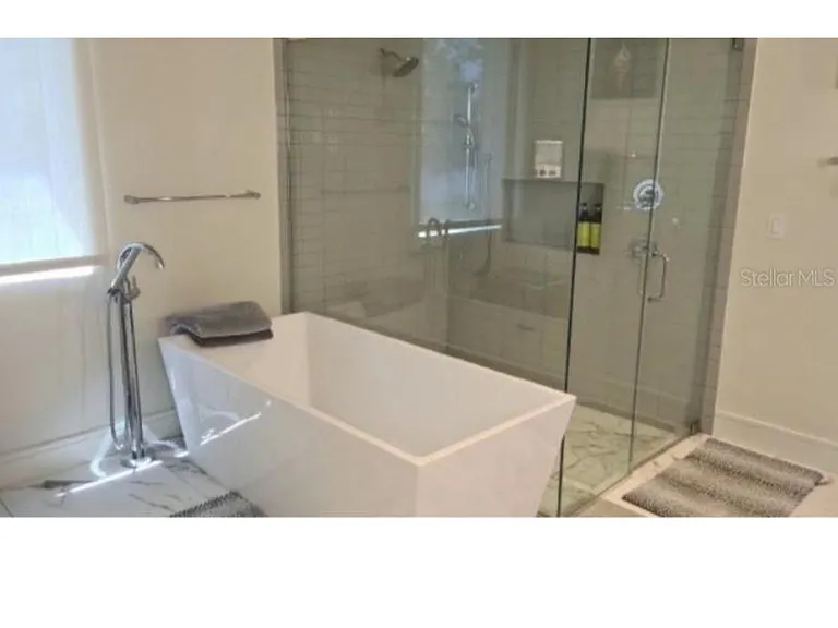 9414 Becker Ct — Photo 14
