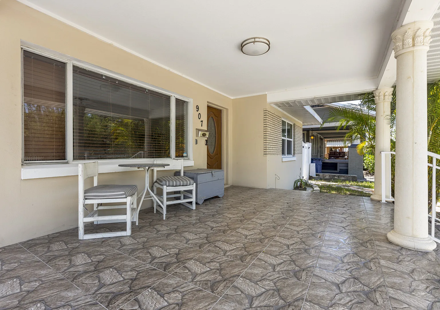 Riverwalk Tampa- 4/4- Sleeps 12 — Photo 3
