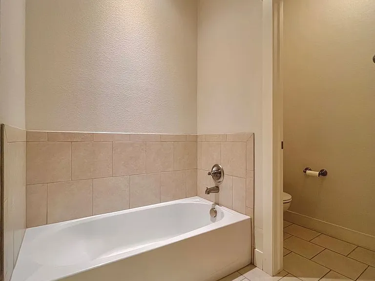 5851 Dripping Rock Ln #C-104 — Photo 20