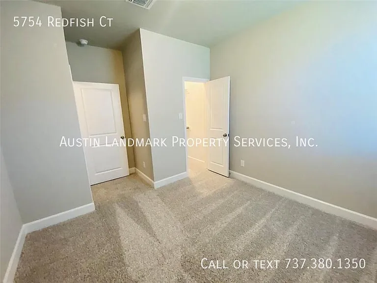 5754 Redfish Ct — Photo 13