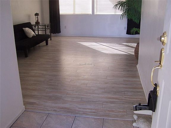 2nd image of 2111 Maui Surf Ave