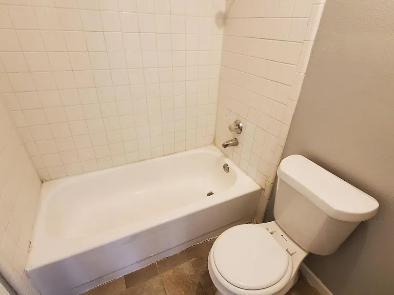 3309 Courtland Pl — Photo 2