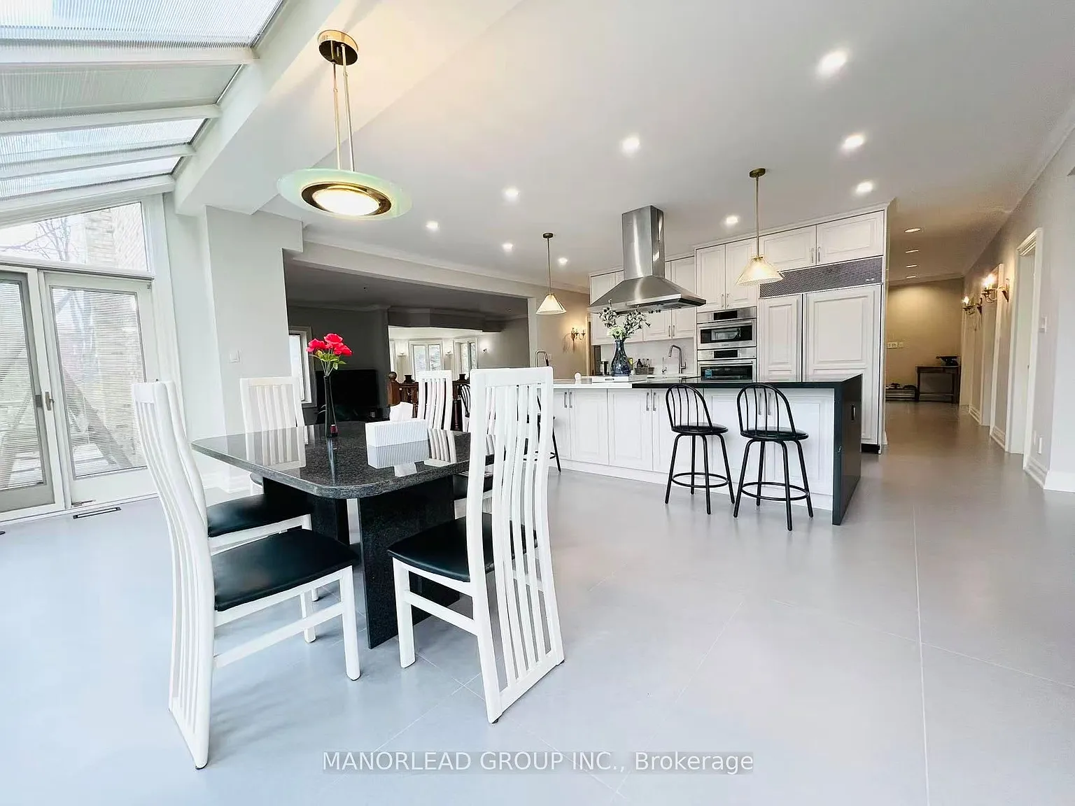 4 bed, $7,800 — Photo 4