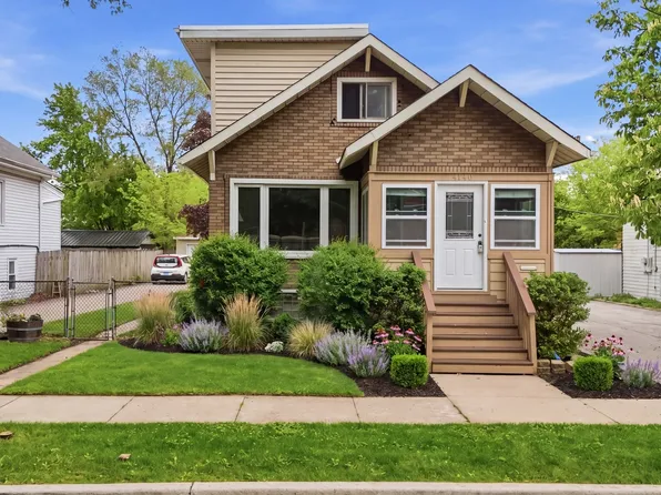 4140 Anna Ave, Lyons, IL 60534