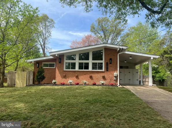 11514 Lovejoy St, Silver Spring, MD 20902