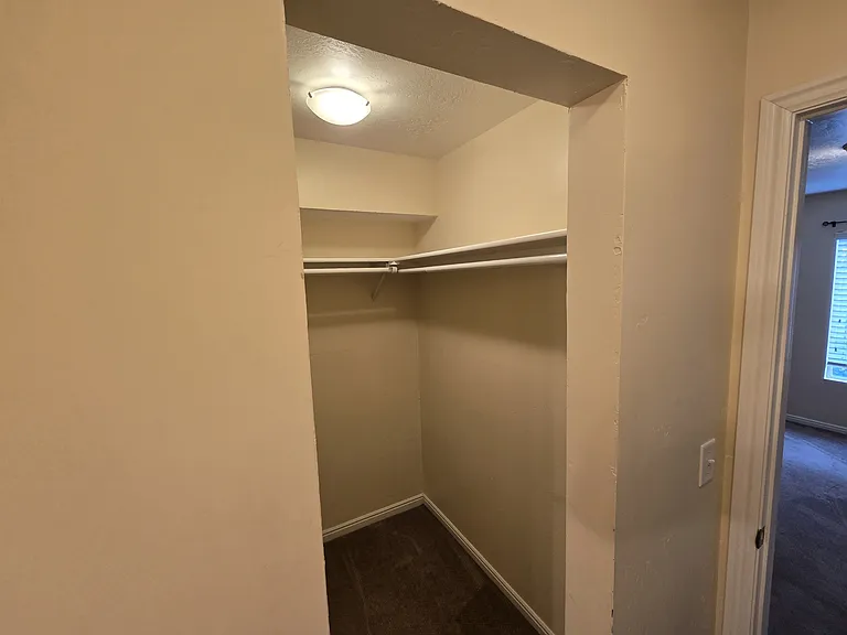 Walk in closet