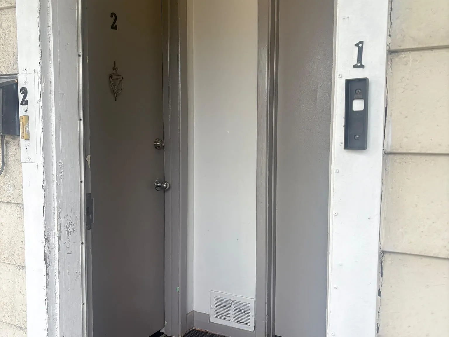 2 bed, $1,600 — Photo 4