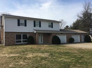 161 S Lakeside Dr, North East, PA 16428