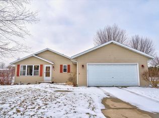 73 Debbie Drive, Evansville, WI 53536