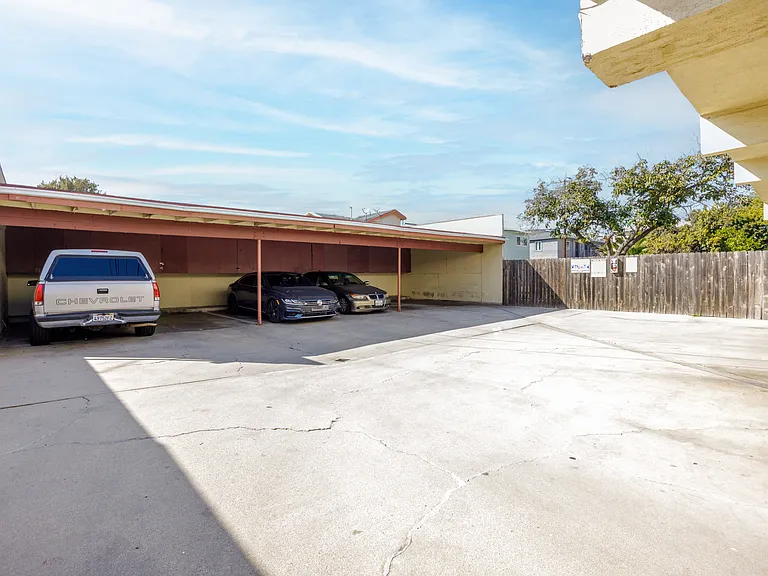 821 S Osage Ave — Photo 6
