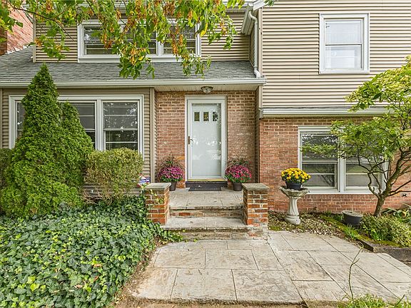 2nd image of 1359 Long Pond Rd