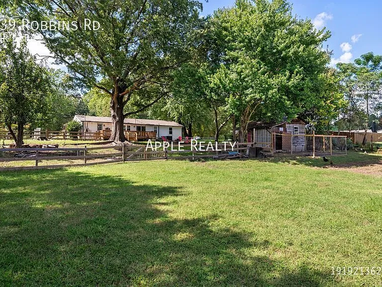 339 Robbins Rd — Photo 19