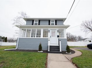 31 Cumberland Ave, Wethersfield, CT 06109