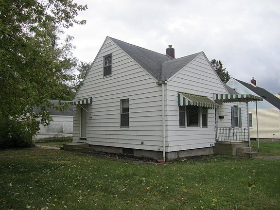 3rd image of 1358 Chalfant St
